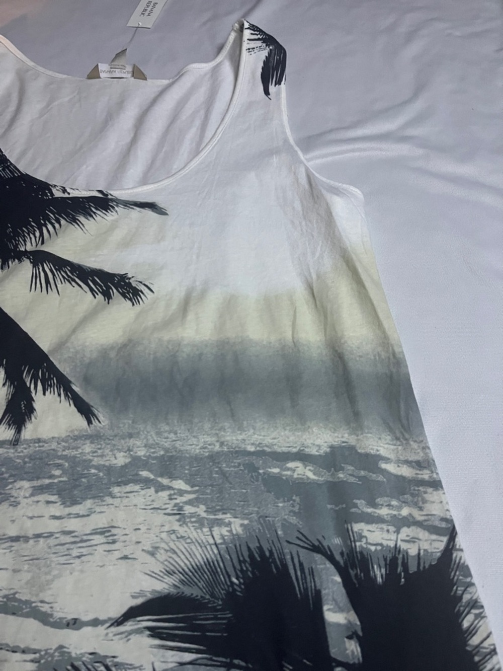 NWT Banana Republic Beach Tank - Picture 4 of 9